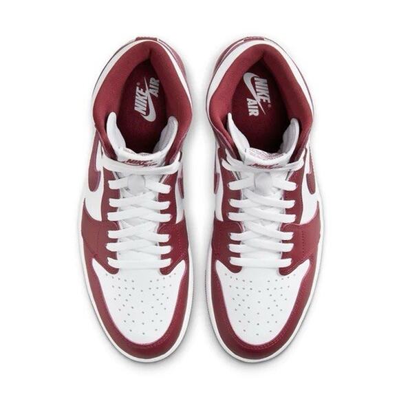 NEW Nike Air Jordan 1 Retro High OG White Team Red DZ5485-160 Men’s Size 10.5